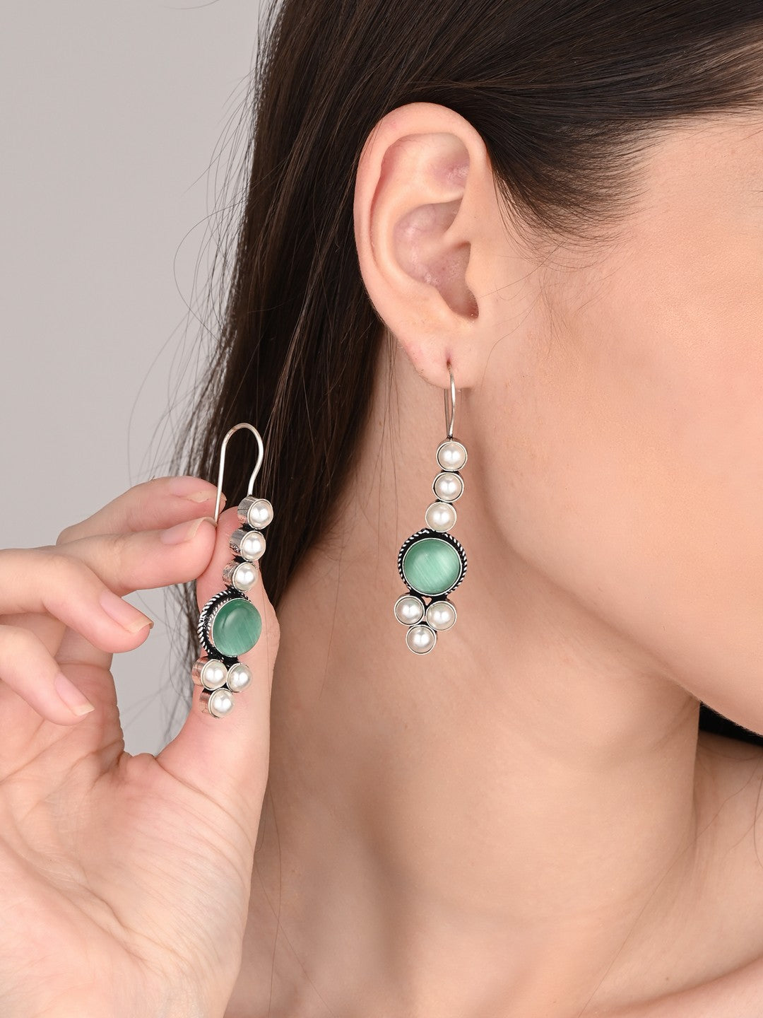 Pearl & Stone drop earring - Blue
