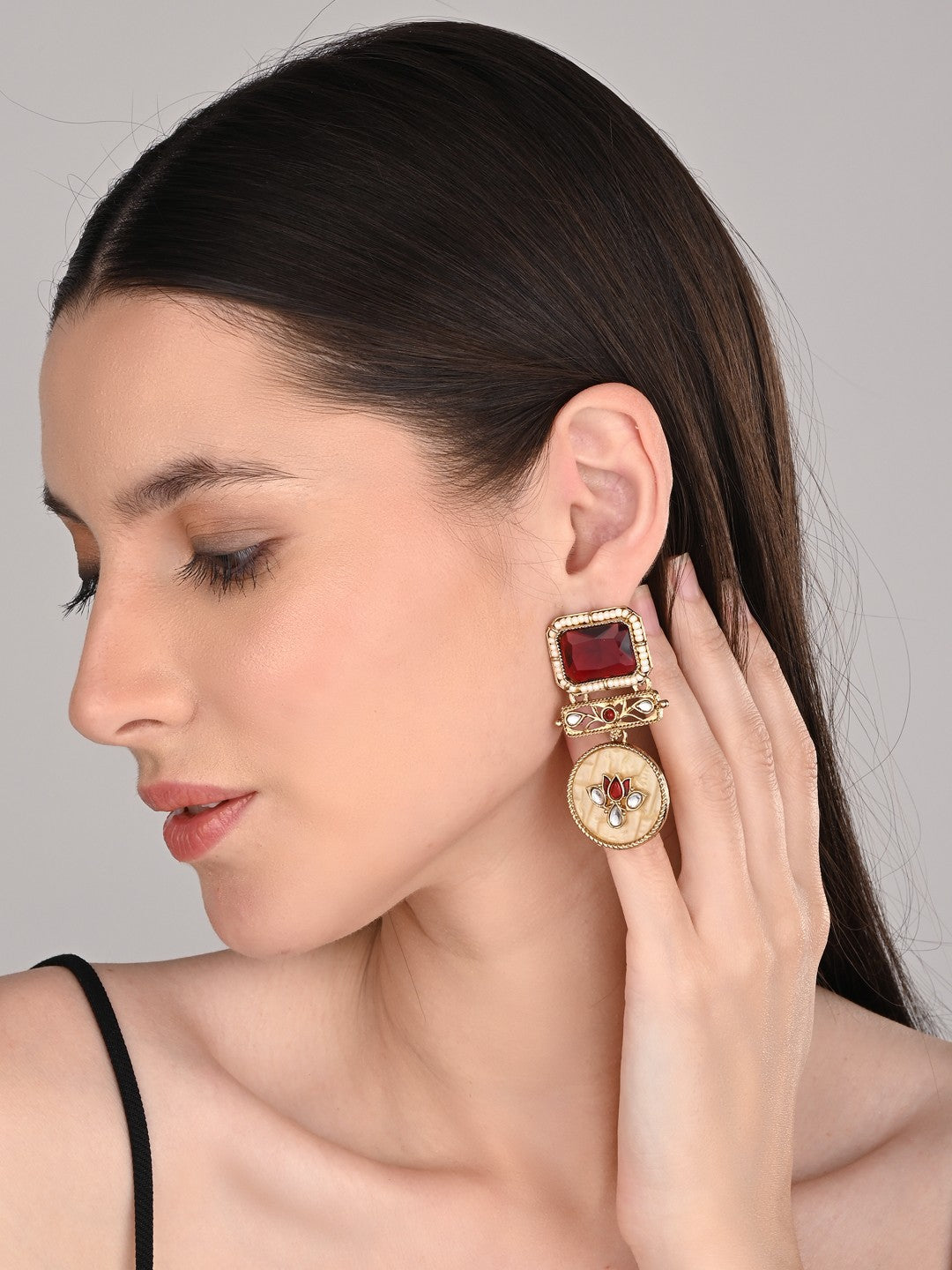 Gold-Plated Geometric Drop Earrings with MOP Filigree Red