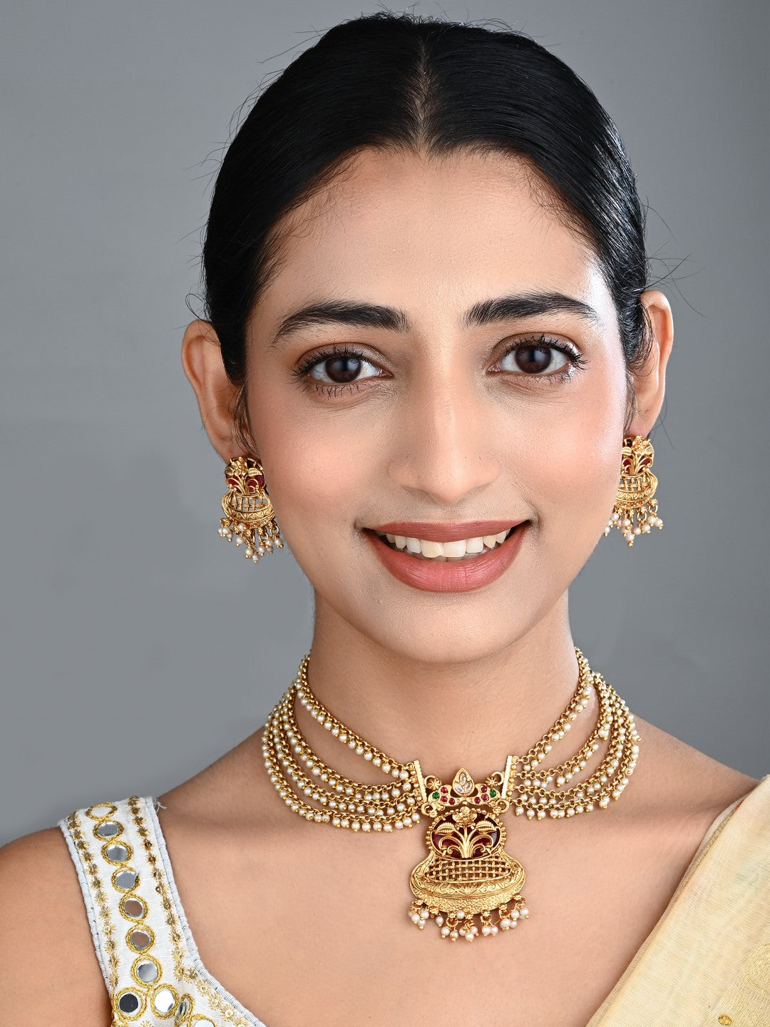 Antique Gold Layered Kundan Necklace Set with drop Earrings Red