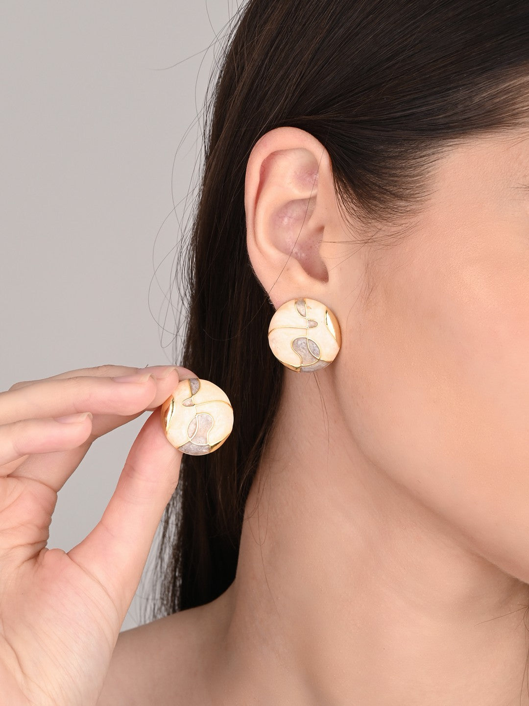 Enamelled Pink coloured Stud earring