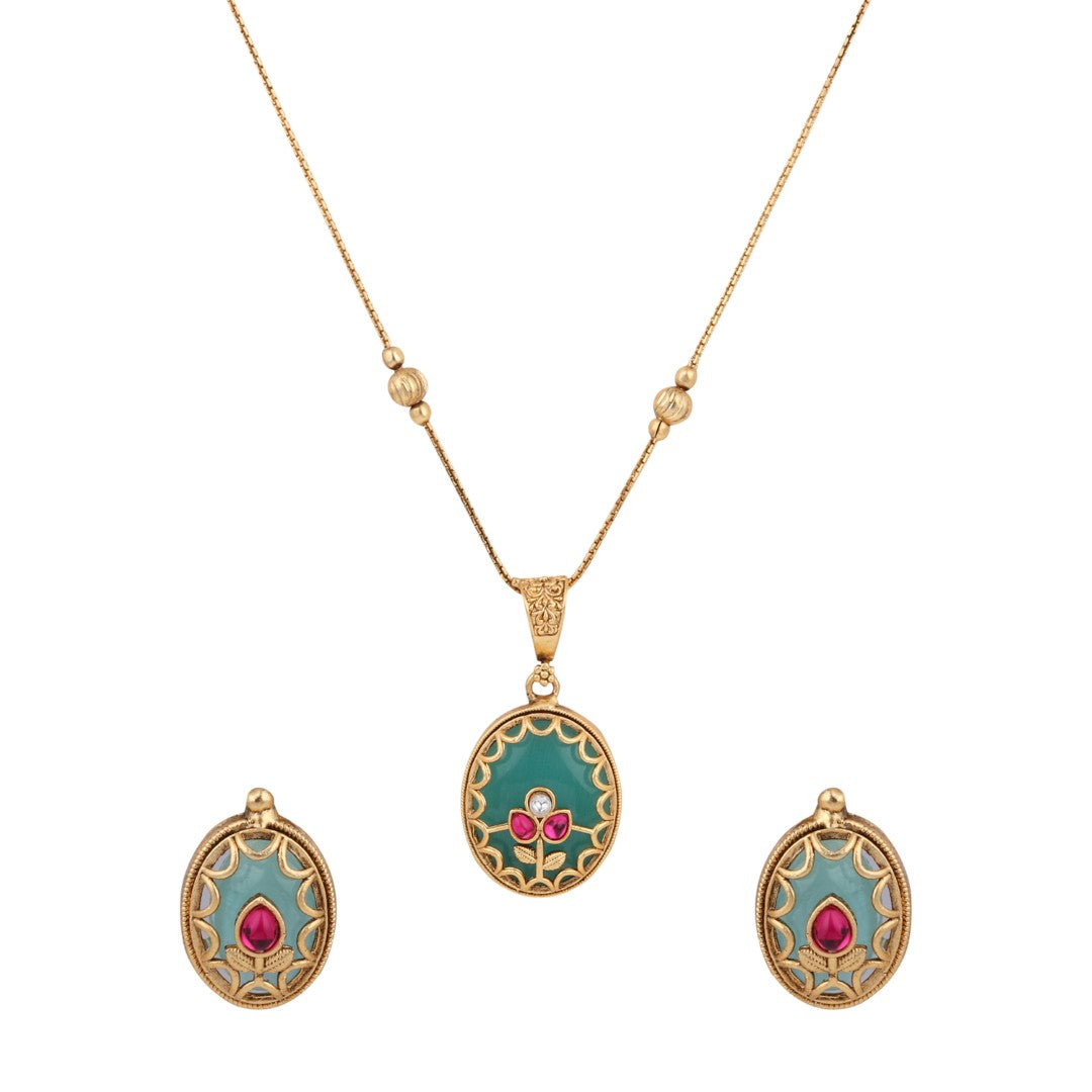 Floral Kundan Pendant Necklace & Stud Earrings Set