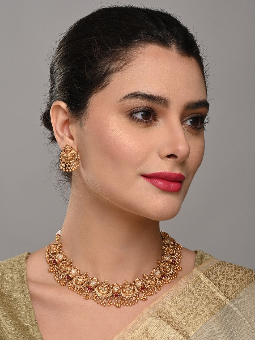 Traditional Temple Jewellery Set with Ghungroo Drops