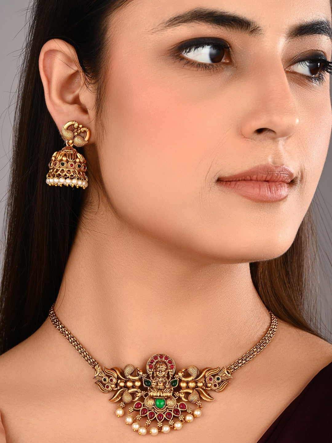 Traditional Gold Temple Jewelry Necklace Set with Earrings