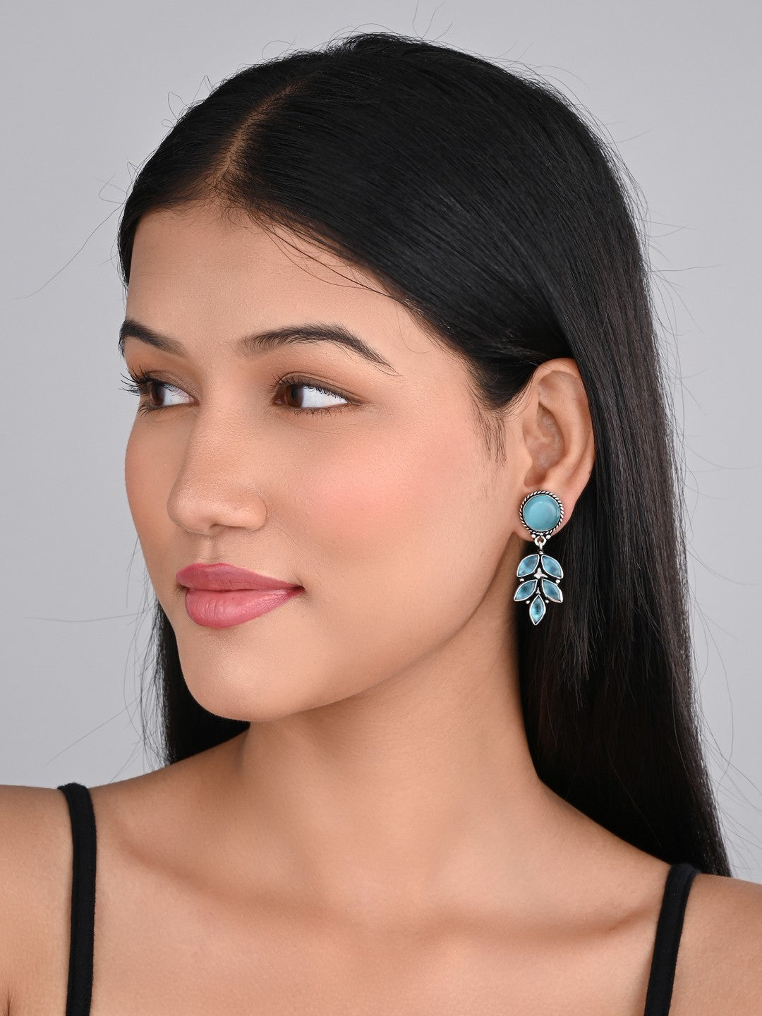 Silver Oxydised finish Below stone work drop earring