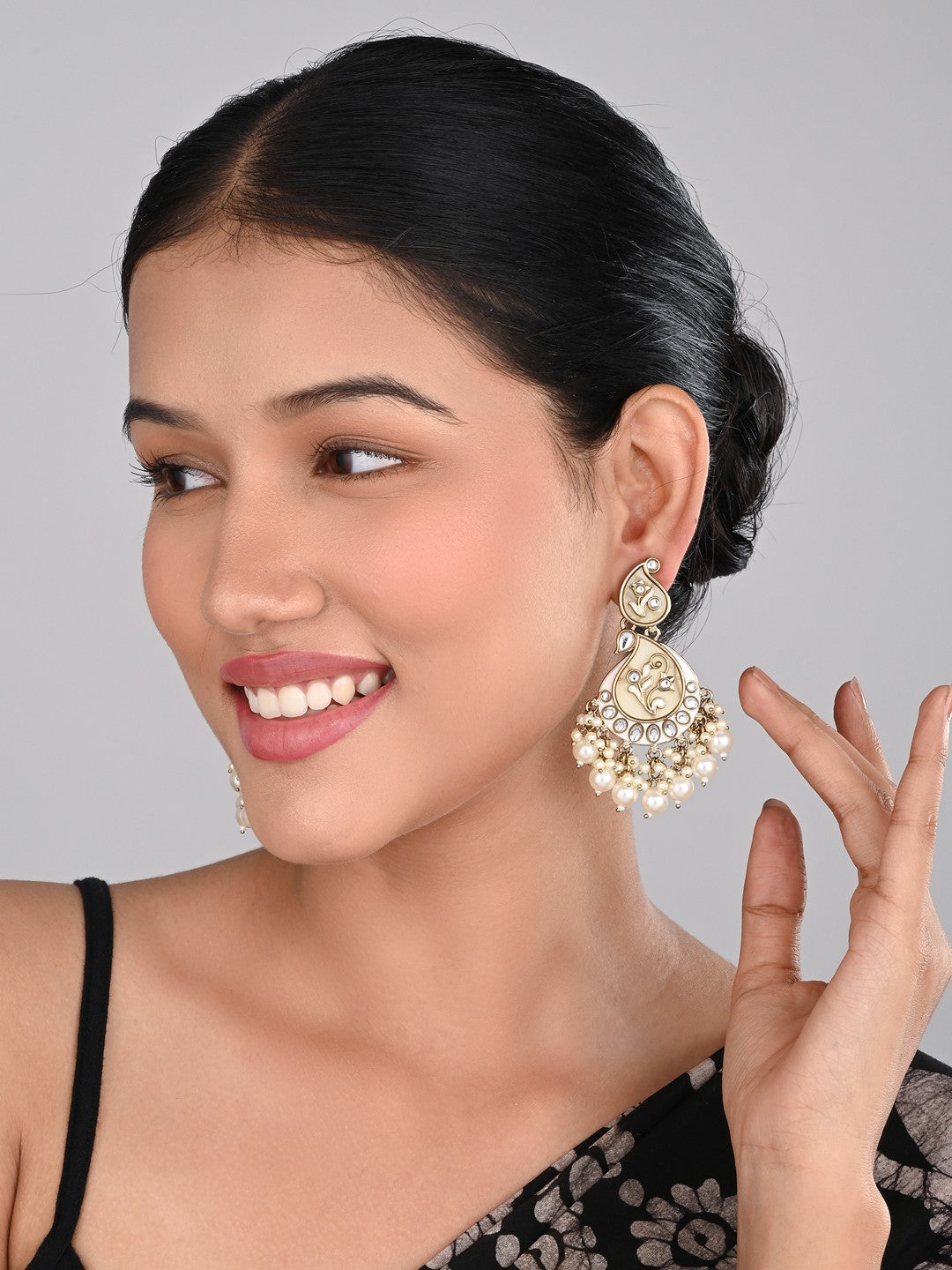 Paisely kundan, MOP & Meenakari chandbali Earring