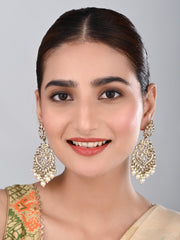 Pan shaped Contemporary Chandbali - Gold