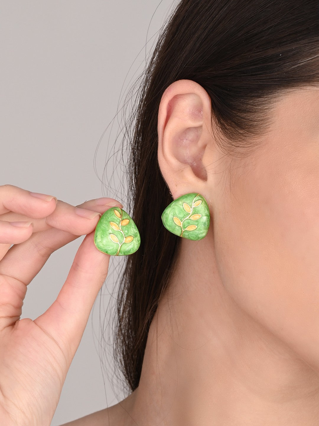 Enamelled Studs earring Green