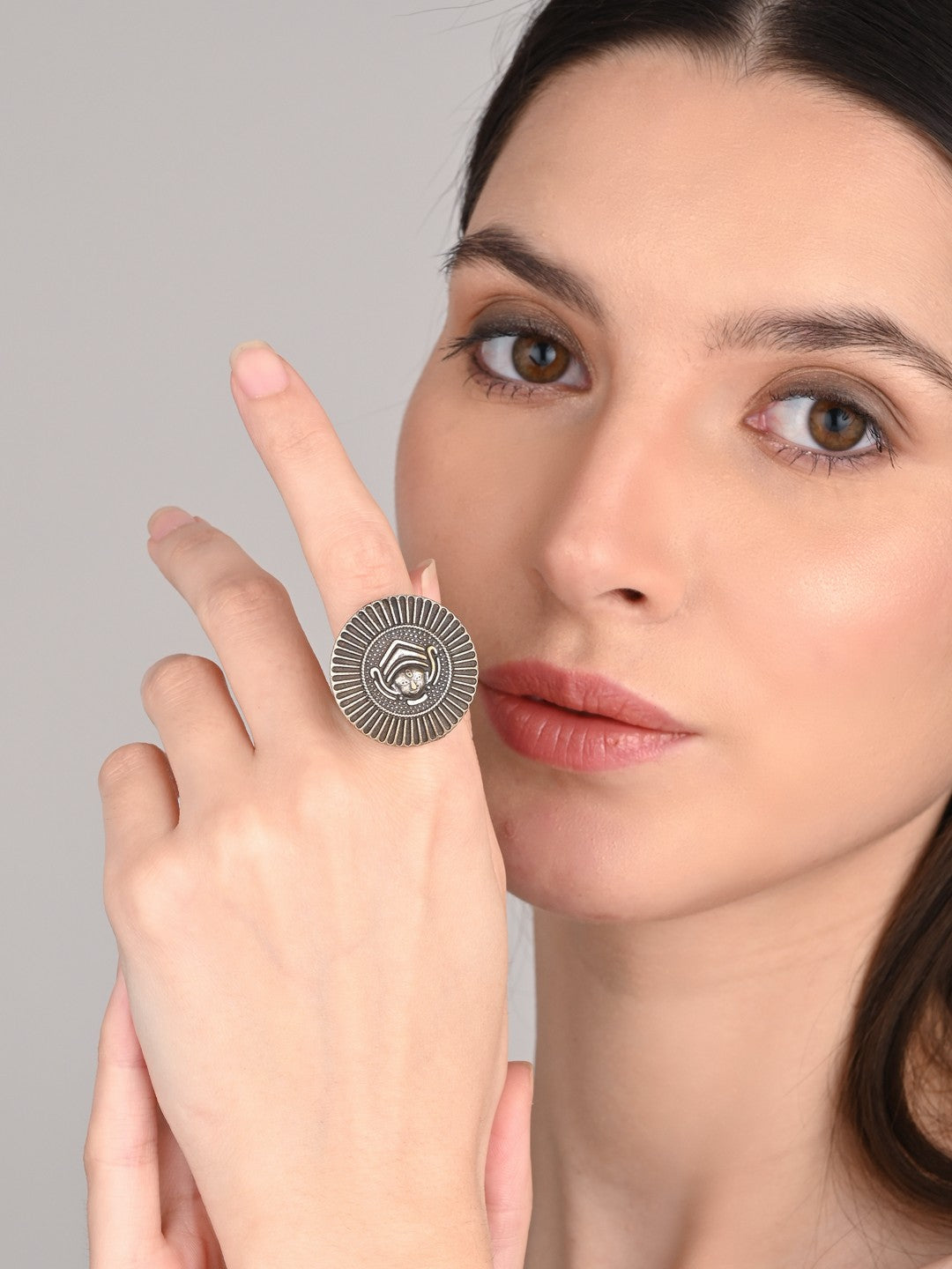 Durga embedded adjustable ring