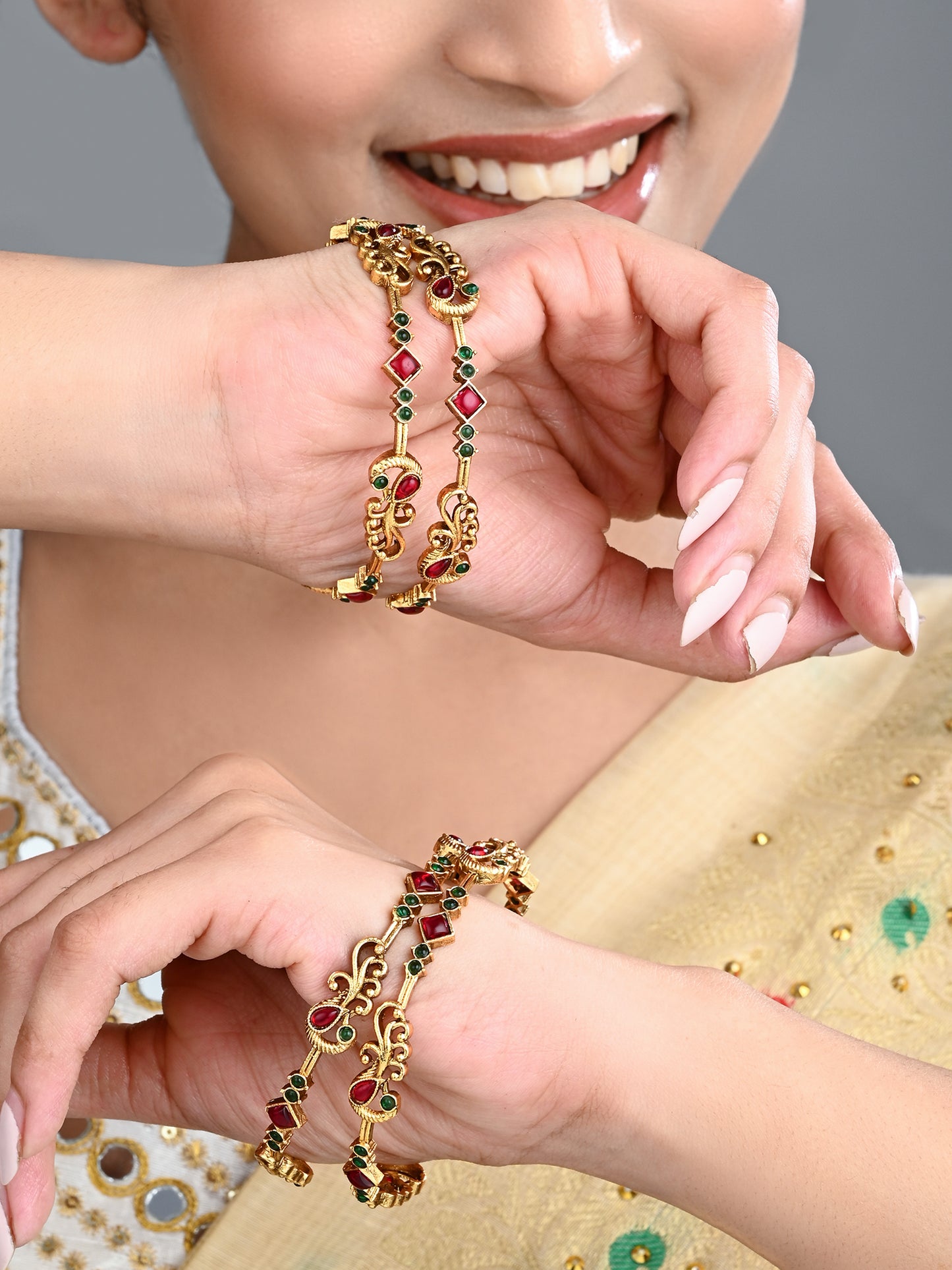 Antique Gold Set of 4 Bangles
