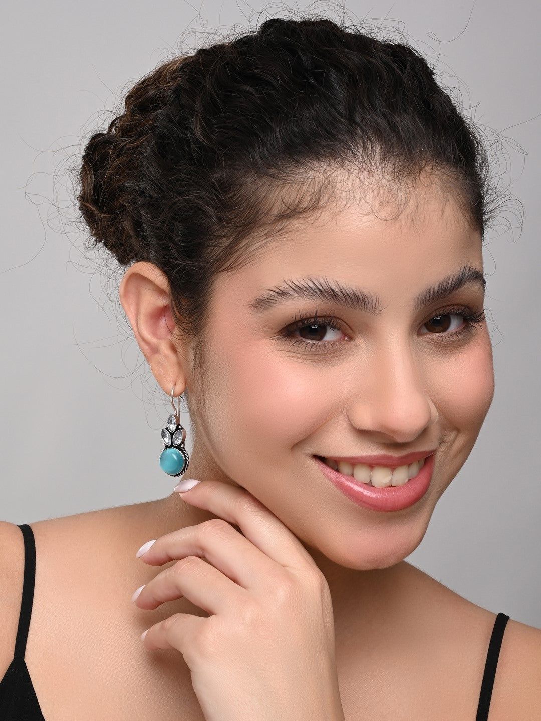 Contemporary Geometric drop earring Blue