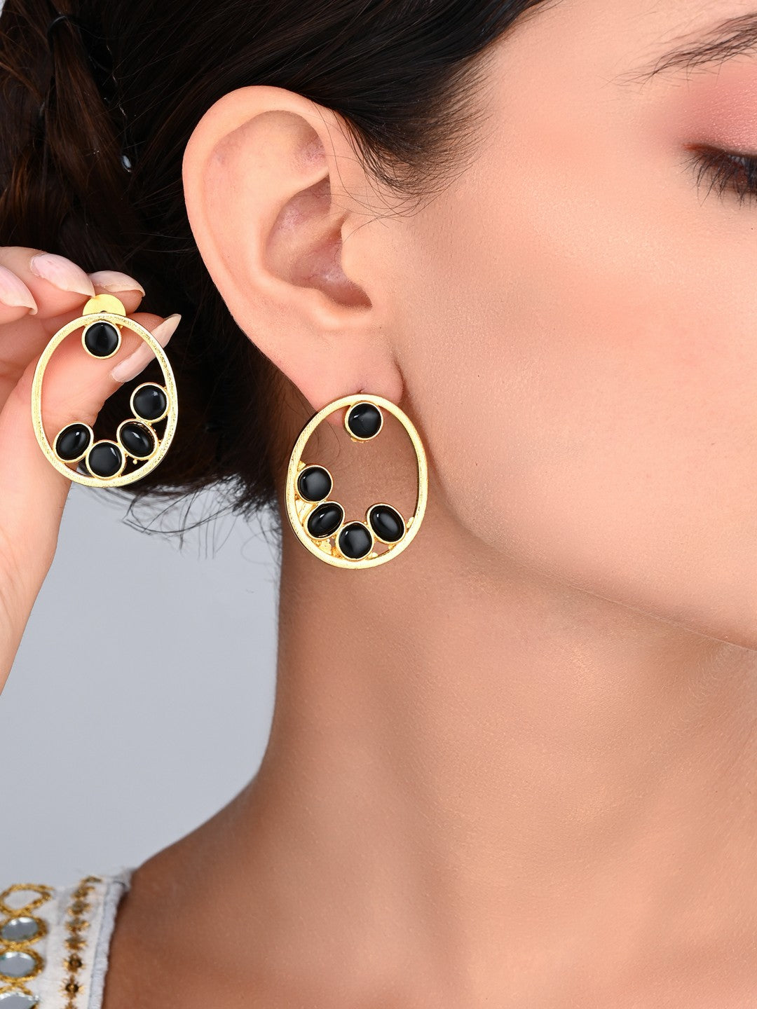Black Stone Gold-Toned Oval Statement Earrings