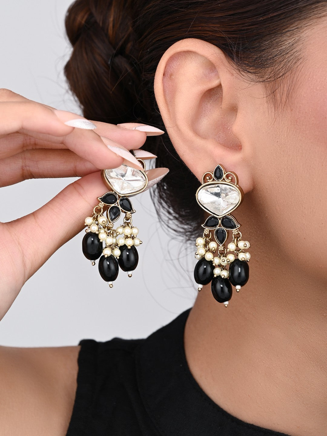 Gold plated Kundan & Pearl drop Earrings- Black