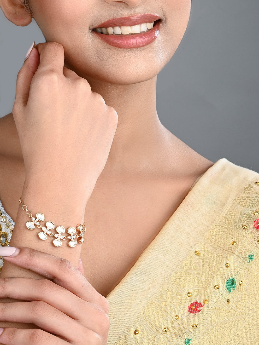 Minimal Crystal Cluster Kundan Bracelet