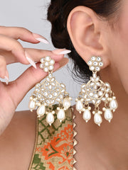 Contemporary Kundan chandbali