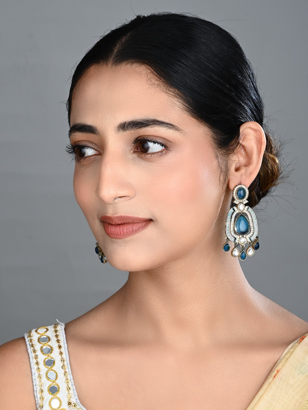 Elegant Crystal Teardrop Statement Earrings - Blue