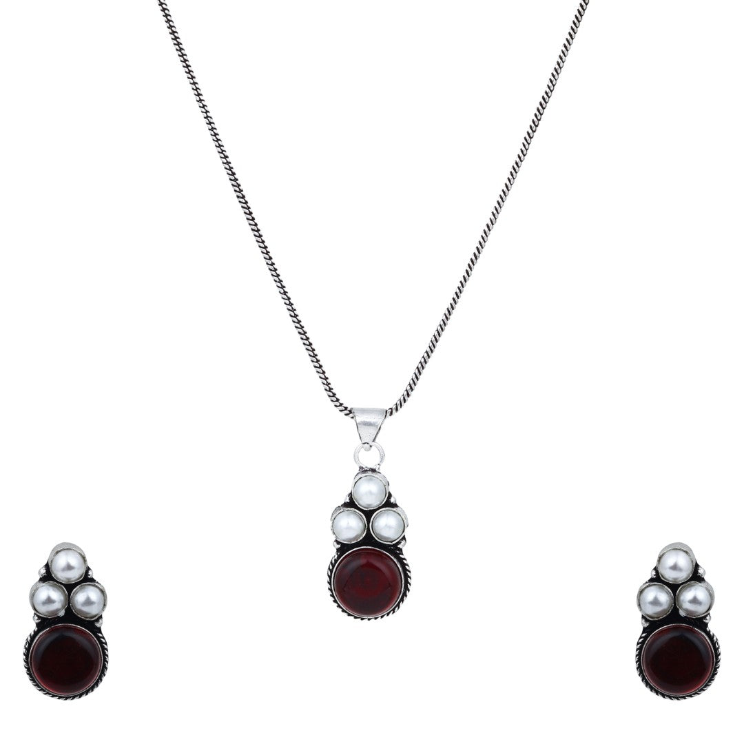 Silver Oxidised finish Pearl & Stone  pendant Set Maroon