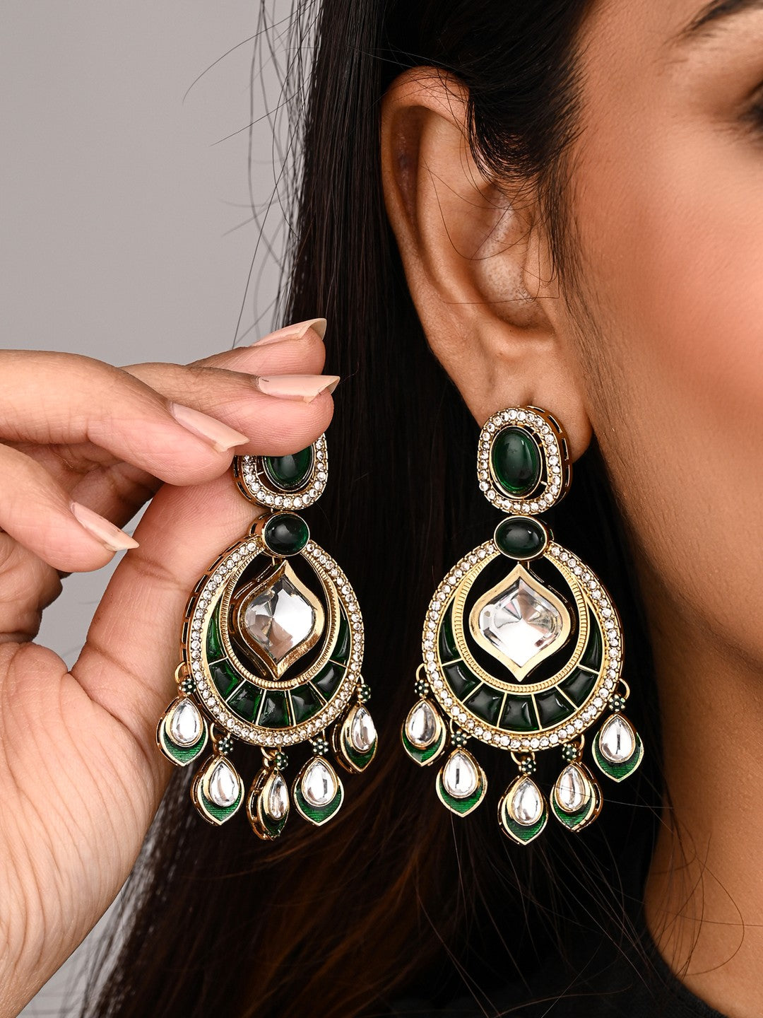 Kundan Chandbali Earrings with Teardrop Danglers- Green