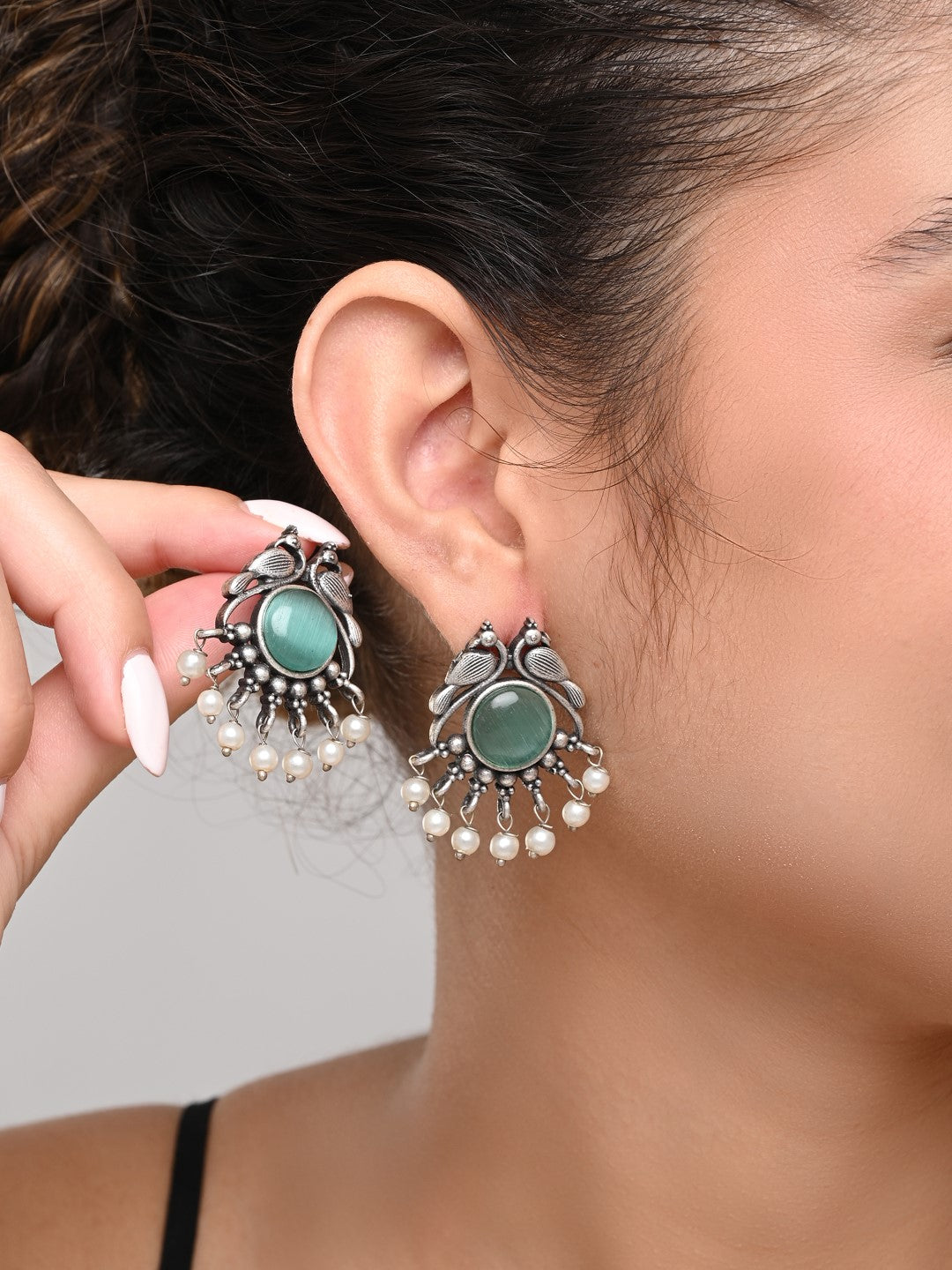 Silver plated bird studs Blue