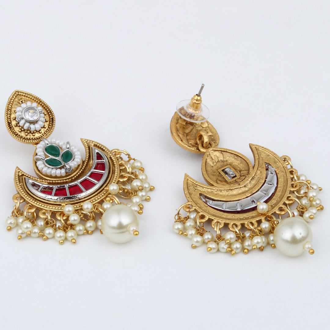Gold-Plated Crescent Red Chandbalis