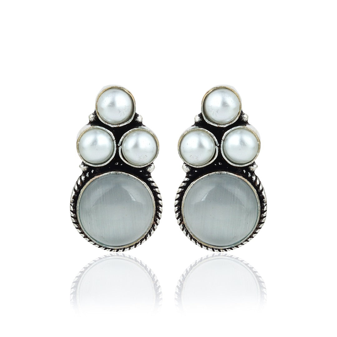 Silver Oxidised finish Pearl & Stone  pendant Set White