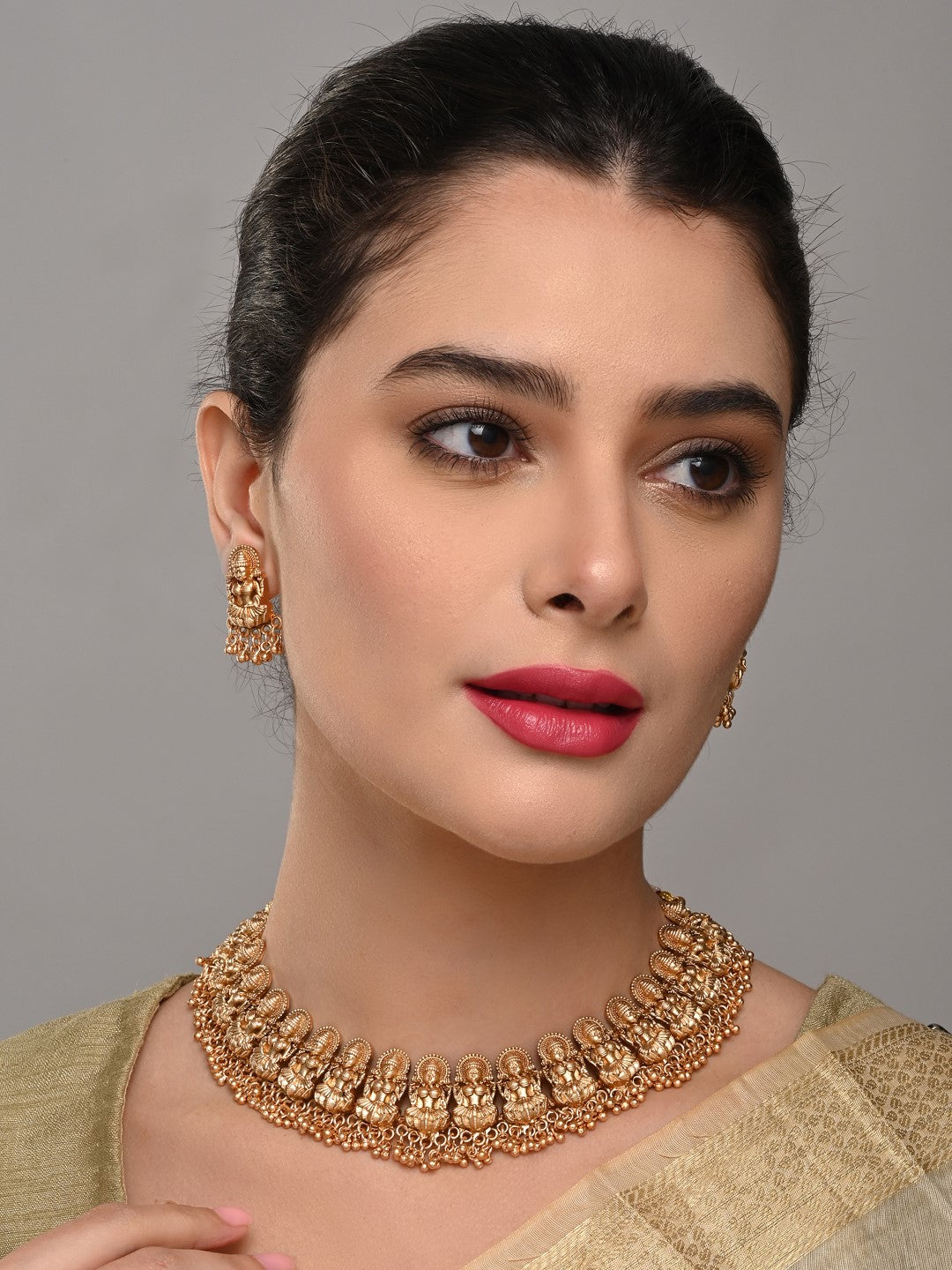 Traditional Temple Jewellery Set with Ghungroo Drops
