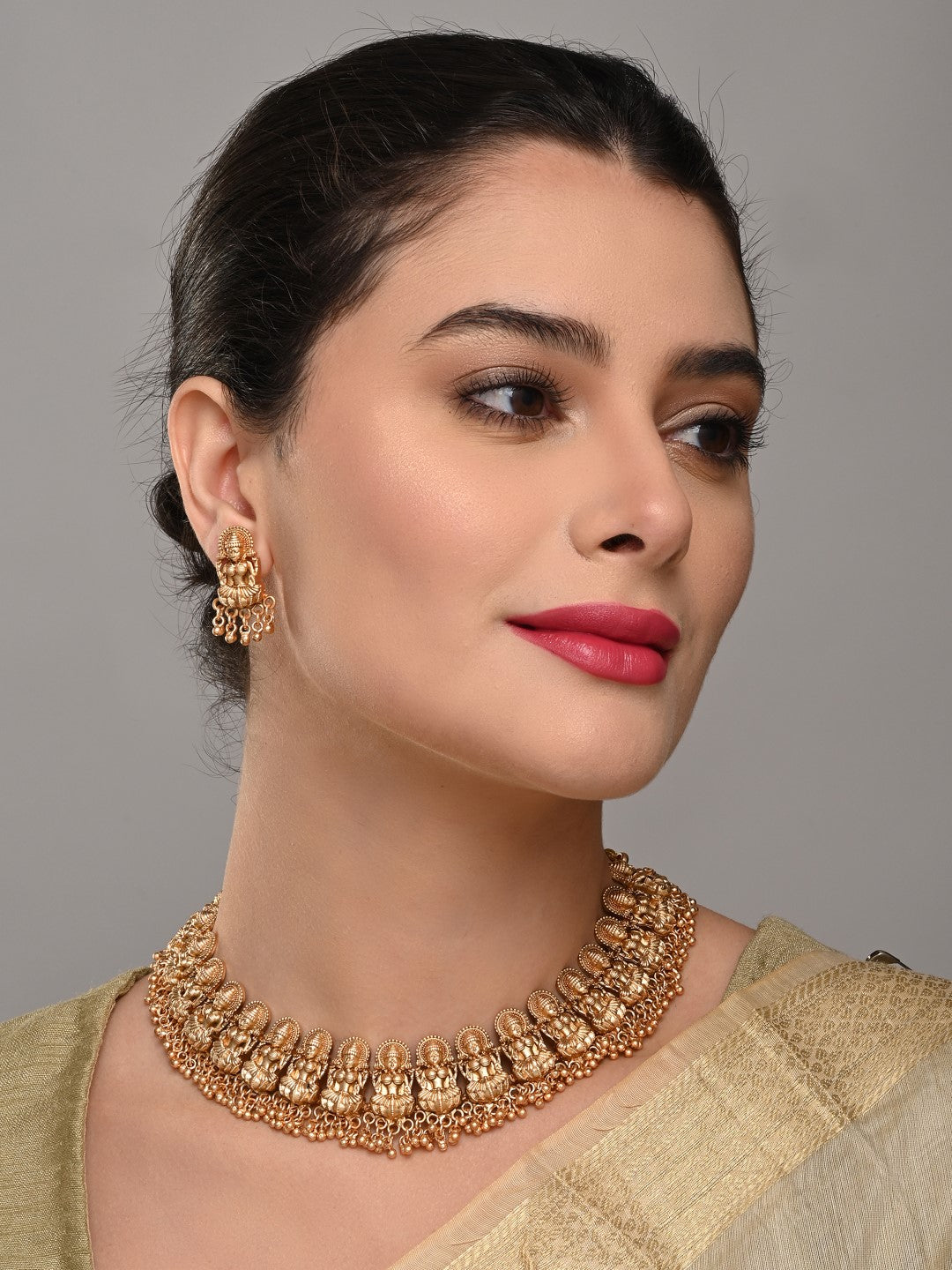 Traditional Temple Jewellery Set with Ghungroo Drops