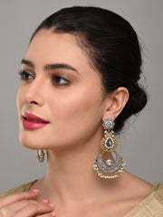 Dual-Tone Chandelier Earrings with Filigree Elegance