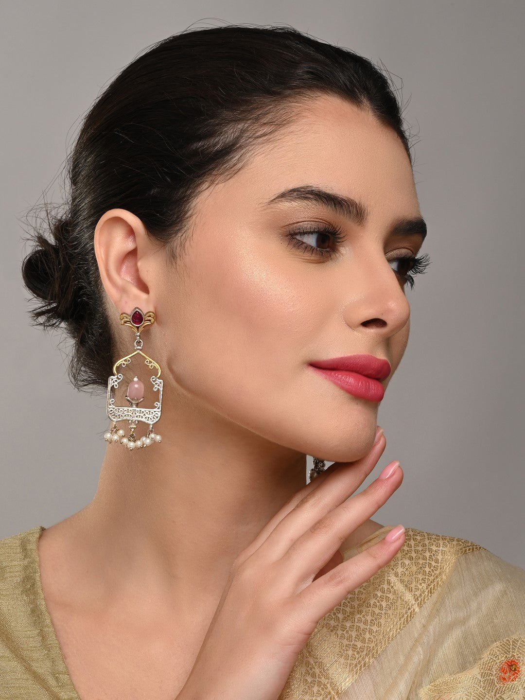 Elegant Dual-Tone Jharokha Drop Earrings