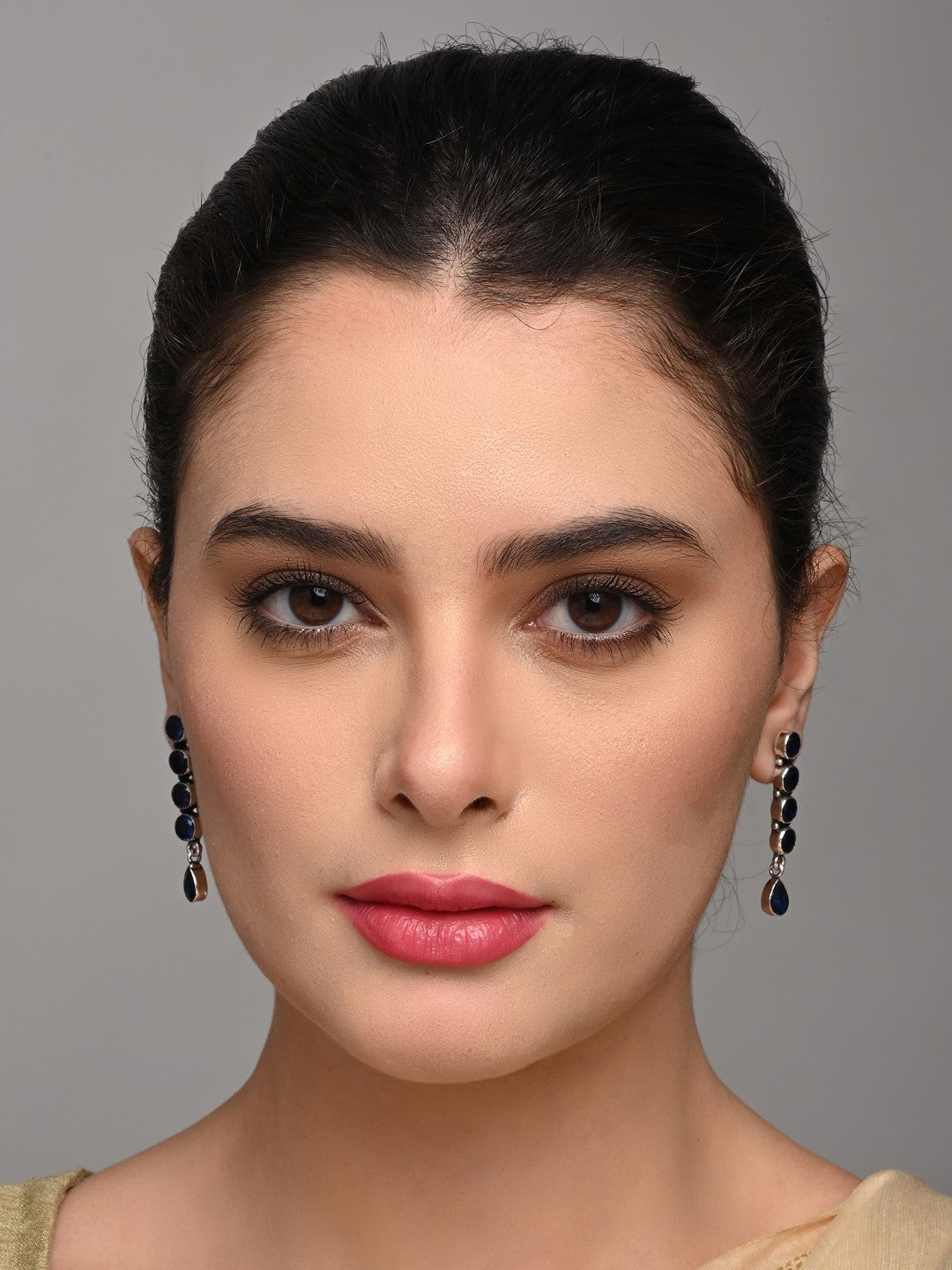 Elegant Long Stud Earrings with Teardrop Design Blue
