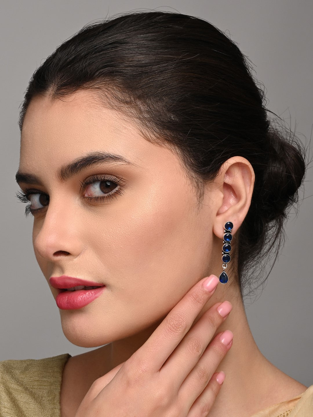 Elegant Long Stud Earrings with Teardrop Design Blue