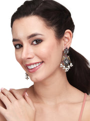Dual tone drop earring