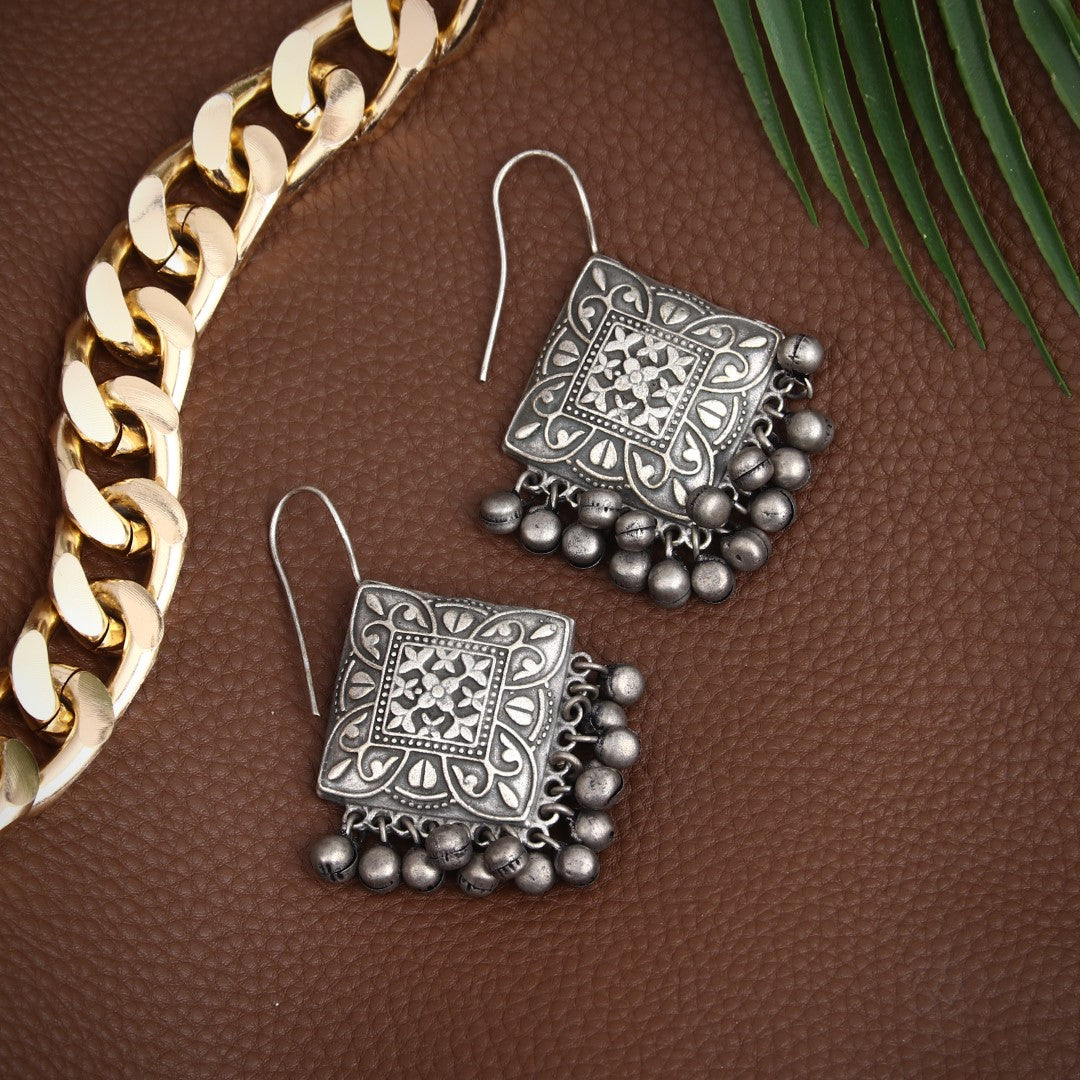 Silver Oxidised finish rhombus drop earring
