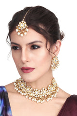 Kundan & Meenakari Choker, Earring & Maangtikka Set