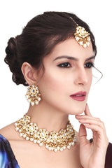 Kundan & Meenakari Choker, Earring & Maangtikka Set