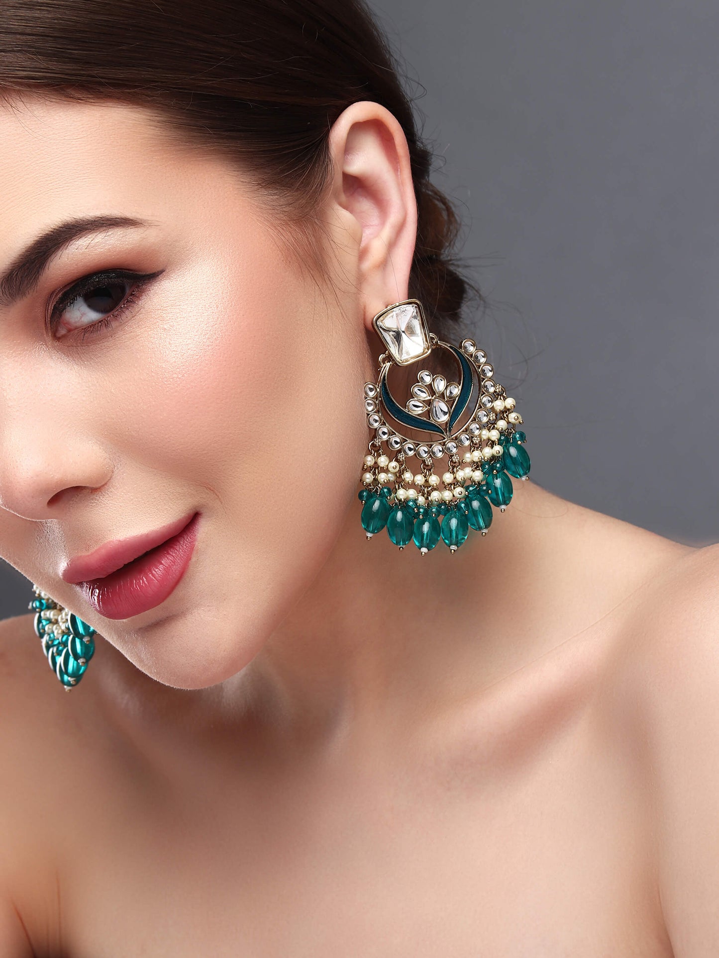 Gold plated kundan & Meenakari Chandbali Earring in Green