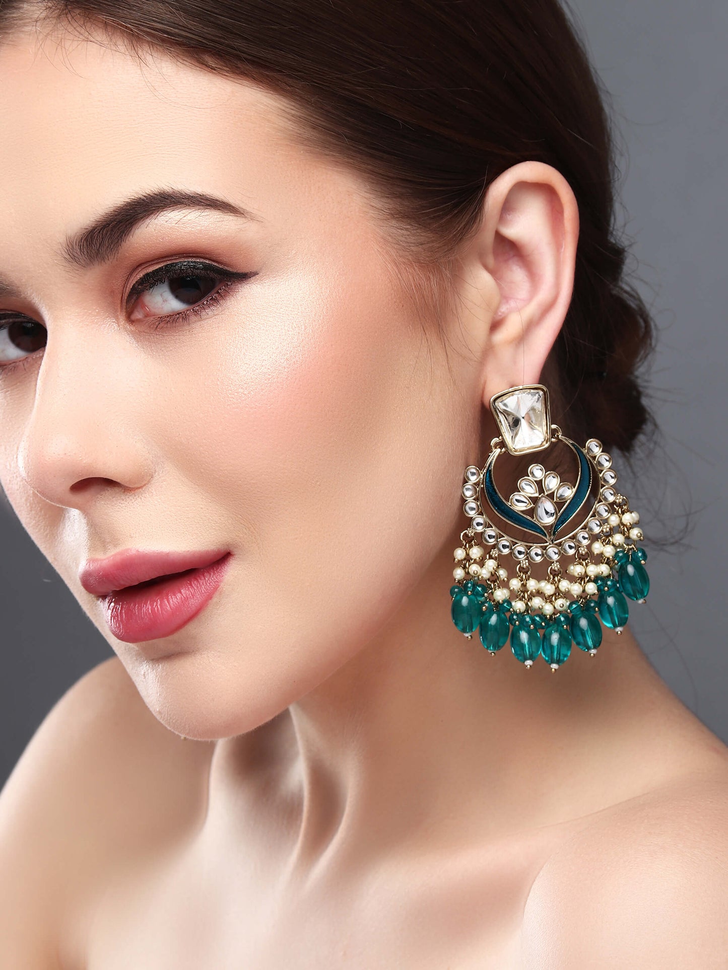 Gold plated kundan & Meenakari Chandbali Earring in Green