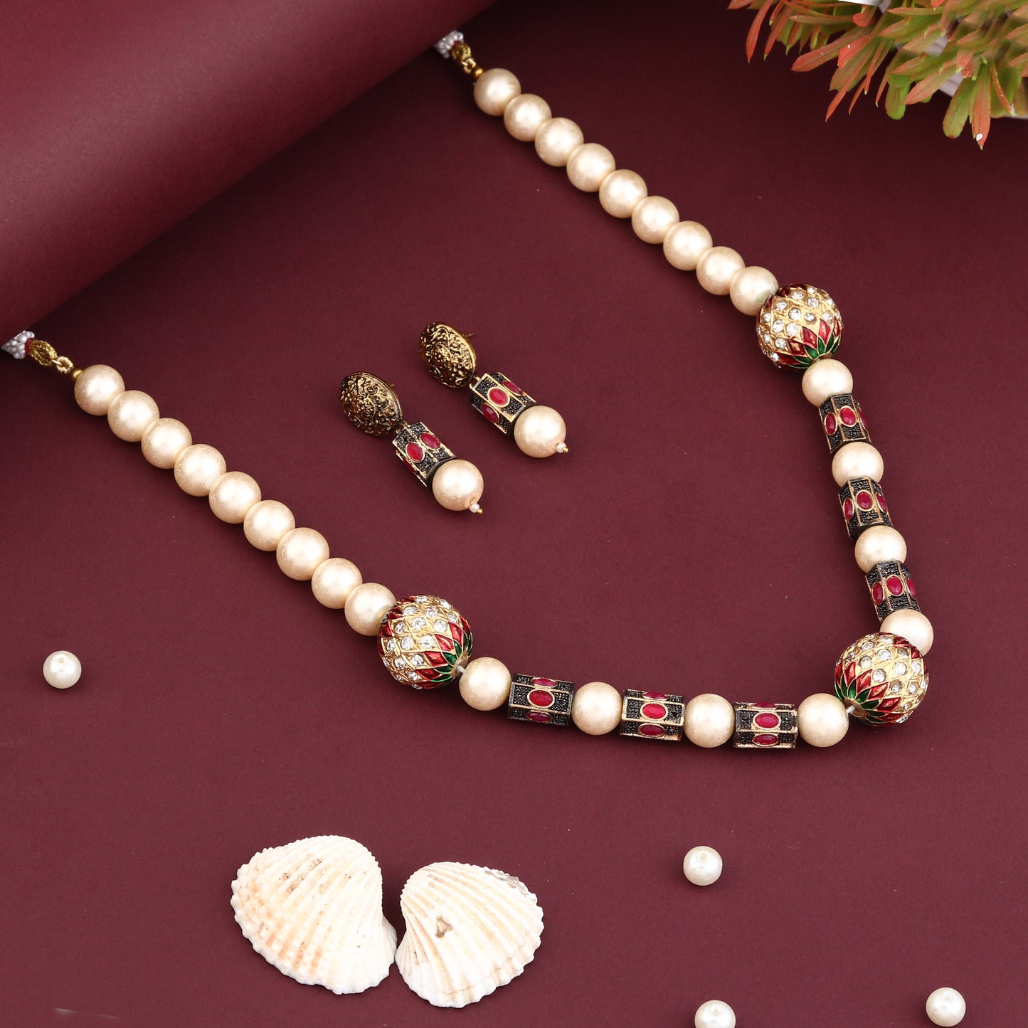 Handcrafted Metallic beads Necklace