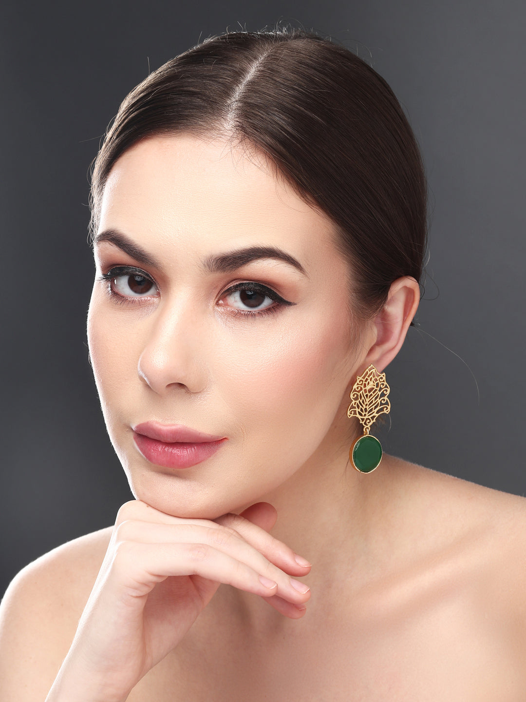 Drop Earring with filligiri leaf Green