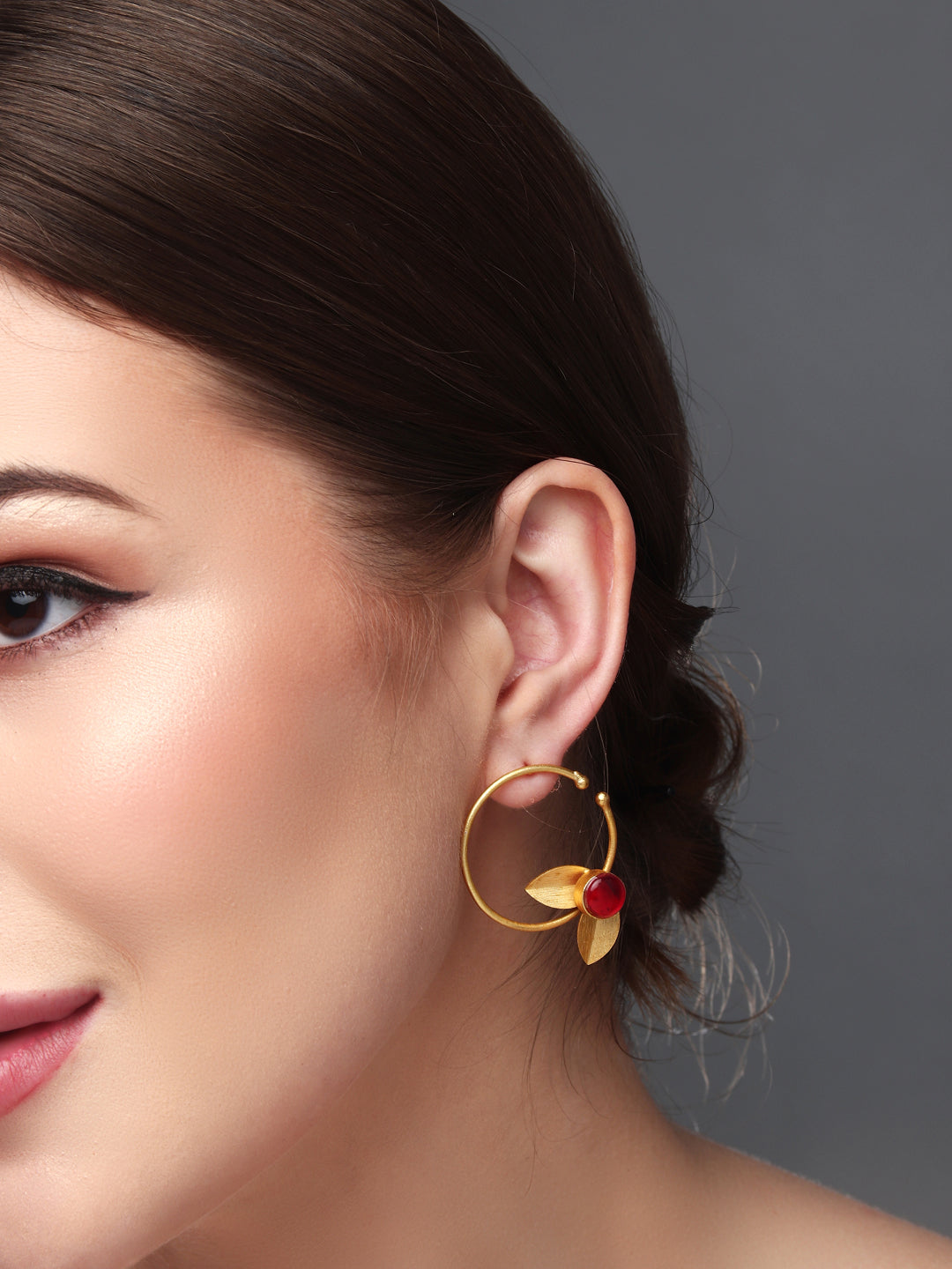 Circular Studs Earring