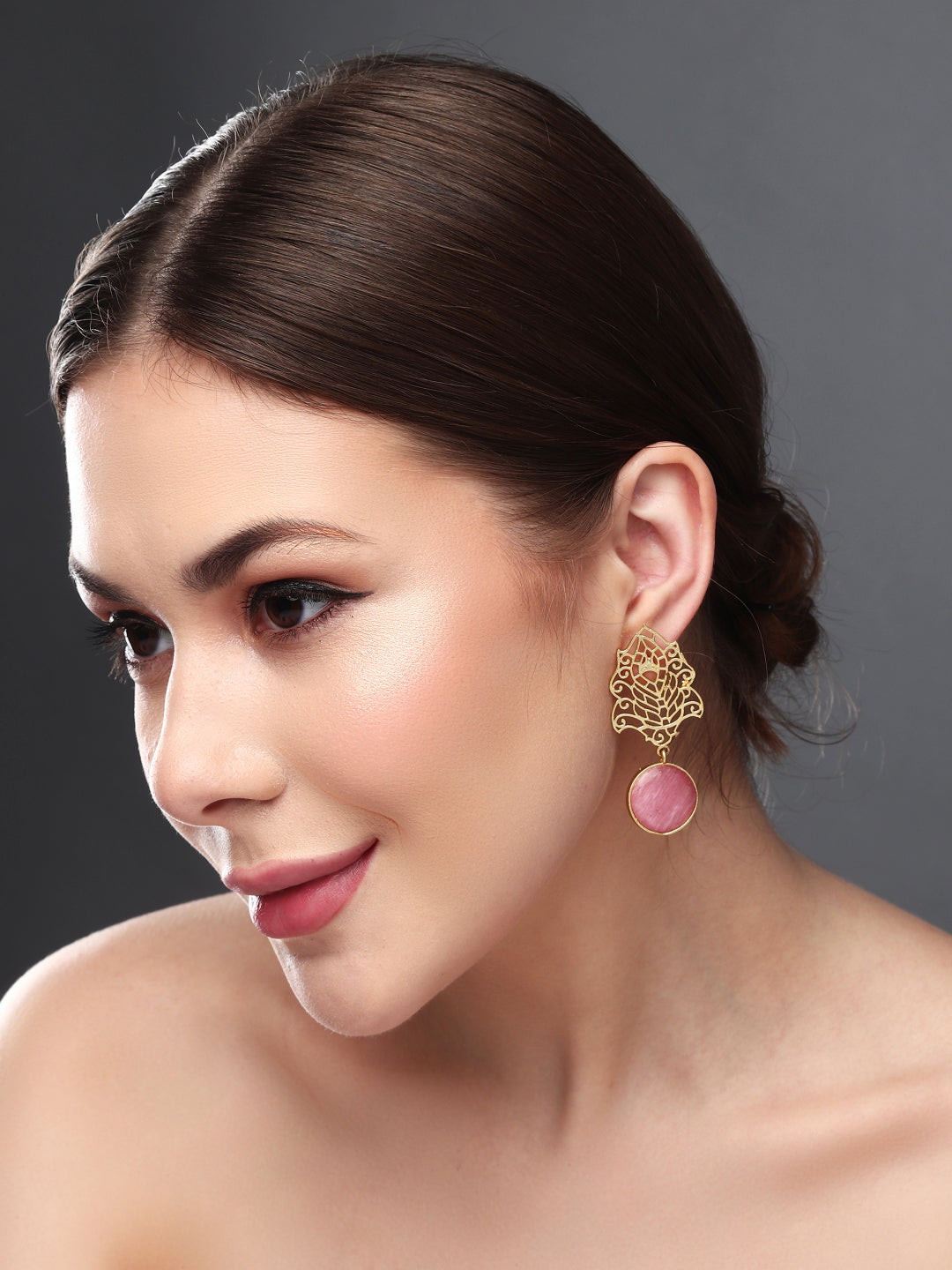 Drop Earring with filligiri leaf Pink